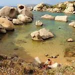 Il Maestrale Porto Pollo بيت للعطل *