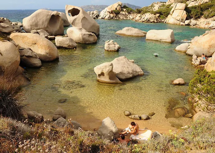 Il Maestrale Porto Pollo Tatil Evi *